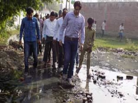 Standard analog Bnwaan road and drain