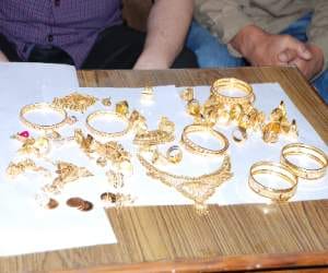 jewelry seized ?from travelers