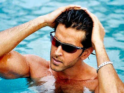 hritik's tweet makes fans upset