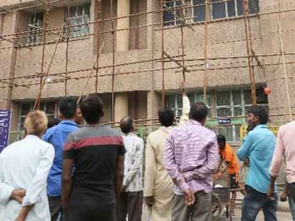 immigration company did fraud, man attempt to suicide