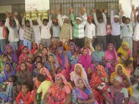 Musahar Solicited land and housing