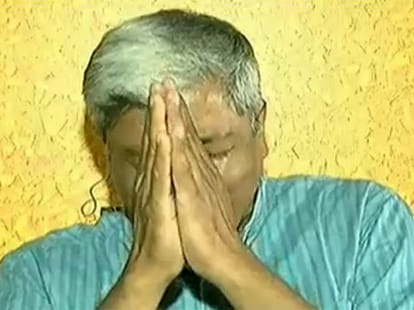 Ashutosh cried before gajendra daughter on tv
