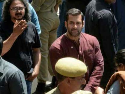 salman khan adopted a poor family in kashmir