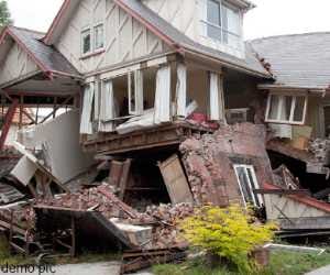under construction house falls at chamba, one died
