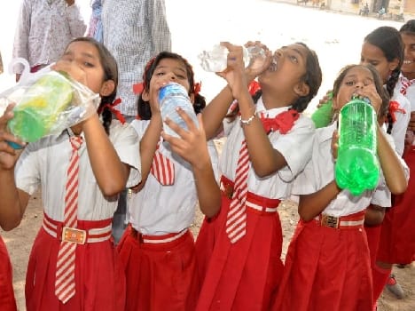 there are no arrengement of drinking water in awareness rally