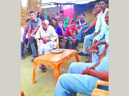 husband returned after 10 years, wife was getting widow pension