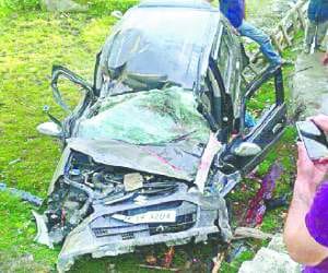 alto hits house, two dead