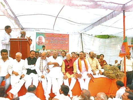 Btaidar farmers soon will help the center-vajpai