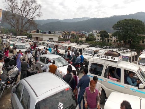 In Bageshwar is being disrupted traffic