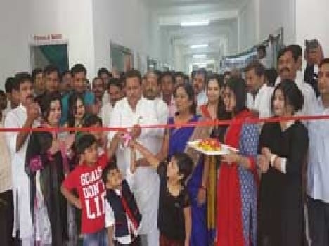 Four hundred patients tested, distributed medicines
