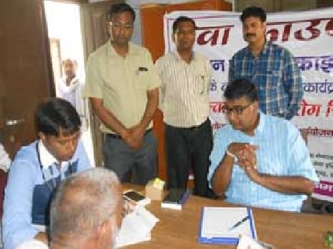 giving treatment of 370 mental patients