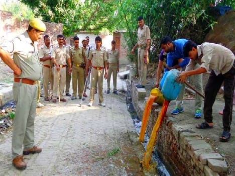 Six hundred liters of raw wine recovered, five arrested