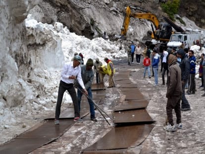 badrianth highway open after seven days.