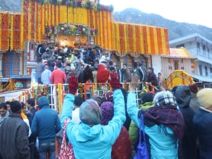 anil ambani in badrinath dham.