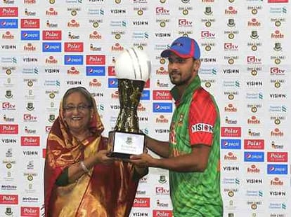 bangladesh goverment give their crickters to home, car and lots of money
