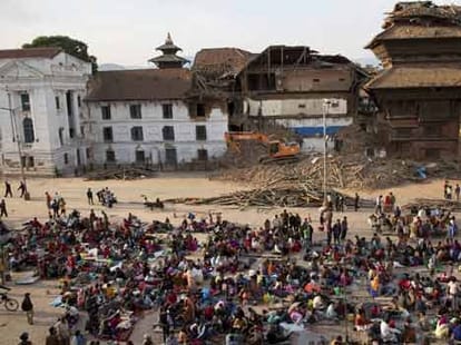 heavy rain started in nepal after earthquke