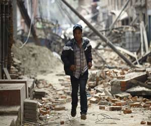 Nepal quake: 36 stranded Kashmiris reach home