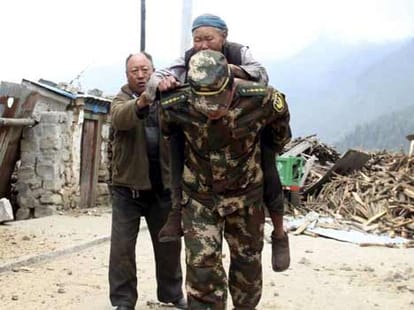 ten big things about nepal earth quake