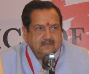 rss leader indresh kumar roars at mufti mohammad sayeed