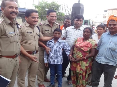 Jewelery and cash Tgkr woman absconding