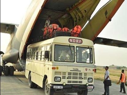 earthquake in nepal, india helped nepal