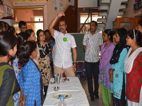 Earthquake protection offered to the scientific experiment