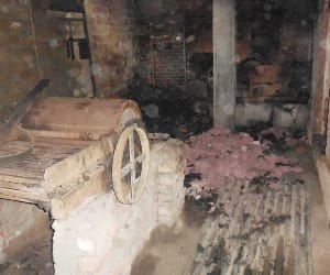 Bilaspur mattress factory gutted in fire.