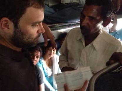 congress 'yuvraj' rahul gandhi in punjab to encourage farmer