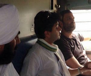 rahul gandhi met with farmer in punjab