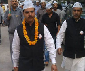 Tomar answered kajriwal in four pages