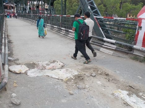 Then sunk Saryu bridge linter