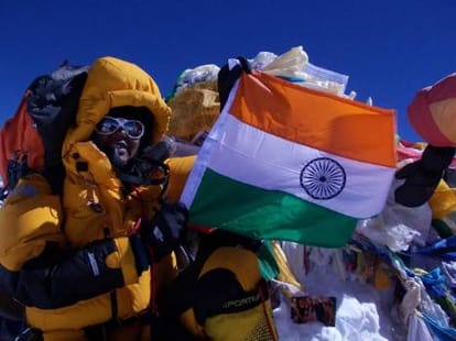 mount everest climber anita kundu returned back from camp