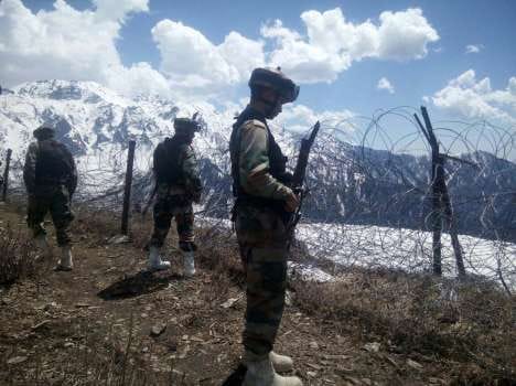 pakistan violates ceasefire along LoC