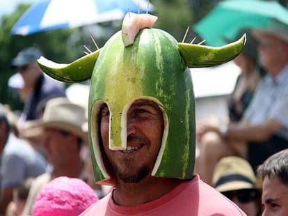 world weird food festival