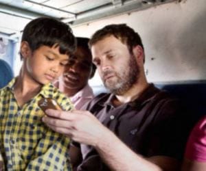 chain pulling in rahul gandhi's train in panjab