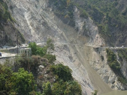 warning of heavy rain, chardham pilgrims be alert.