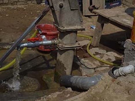 Most hand pumps in the area occupied by the swivel Dbangon