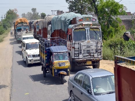 Loading - unloading dull From being jammed highway