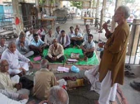 Teachers protest againsy BLO duty