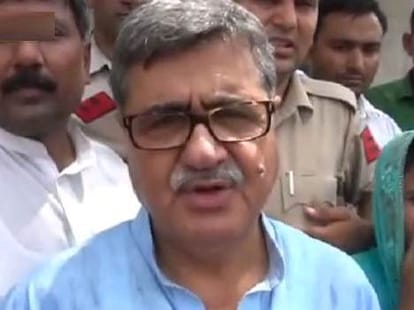 Firing at house of former MLA, demand  extortion money
