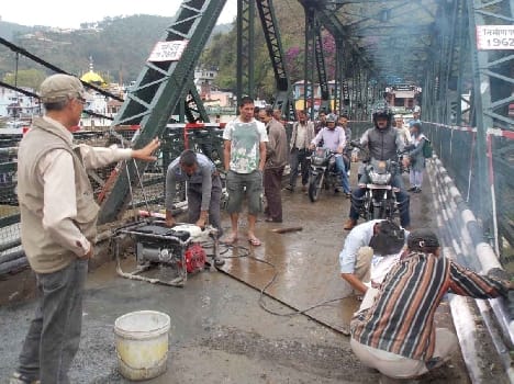 Saryu bridge repair work begins