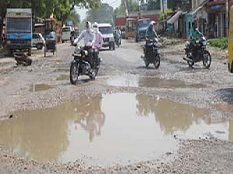 Jogapur road to sewage water made ??pond