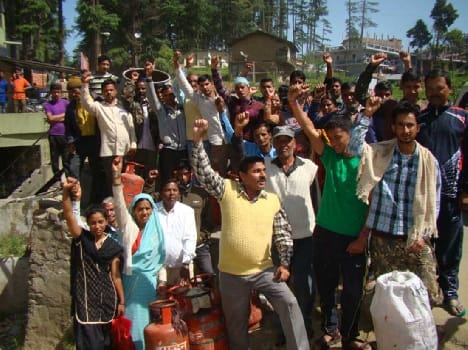 Gas shortage angry people demonstrated