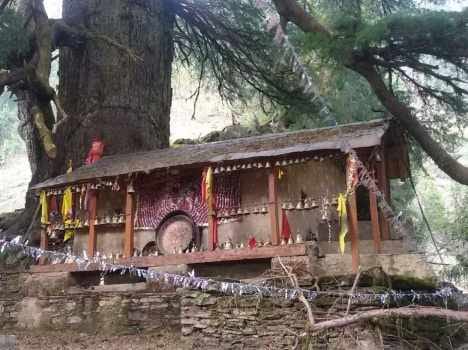 mystery of laatu devta temple in uttarakhand.