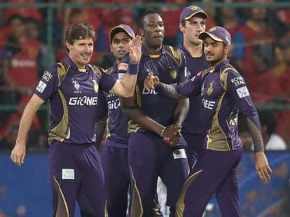 Sunil Narine claims 4 wickets against punjab