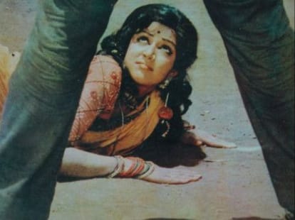 sholay released in pakistan fist time