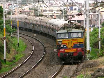 railway started tow tatkal special trains