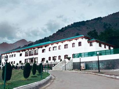 jammu kashmir cm house convert in wedding destination