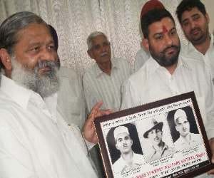 minister said, if gandhi want then bhagat singh would alive today