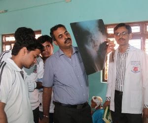 kgmu doctors return from nepal after treatment